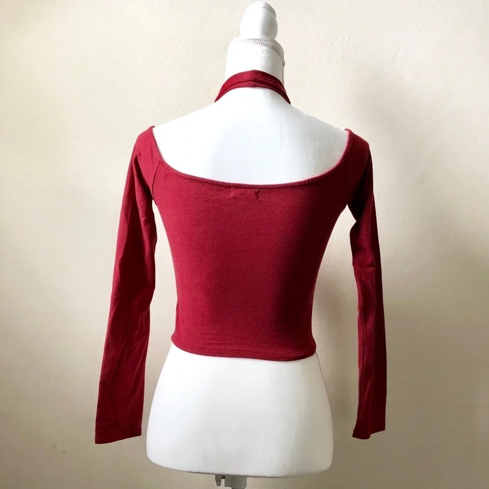 Heart & Hips Long Sleeve Choker Cut Out Crop Top Women’s Small - Picture 6 of 8